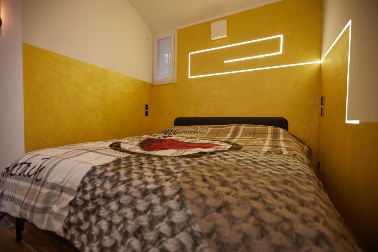 Cozy And Funny Apartment In Front Of Vatican Museums - Myflat In Рим Екстериор снимка