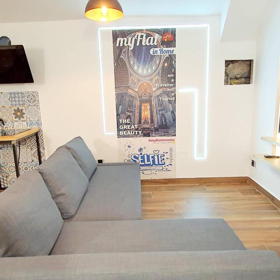 Cozy And Funny Apartment In Front Of Vatican Museums - Myflat In Рим Екстериор снимка