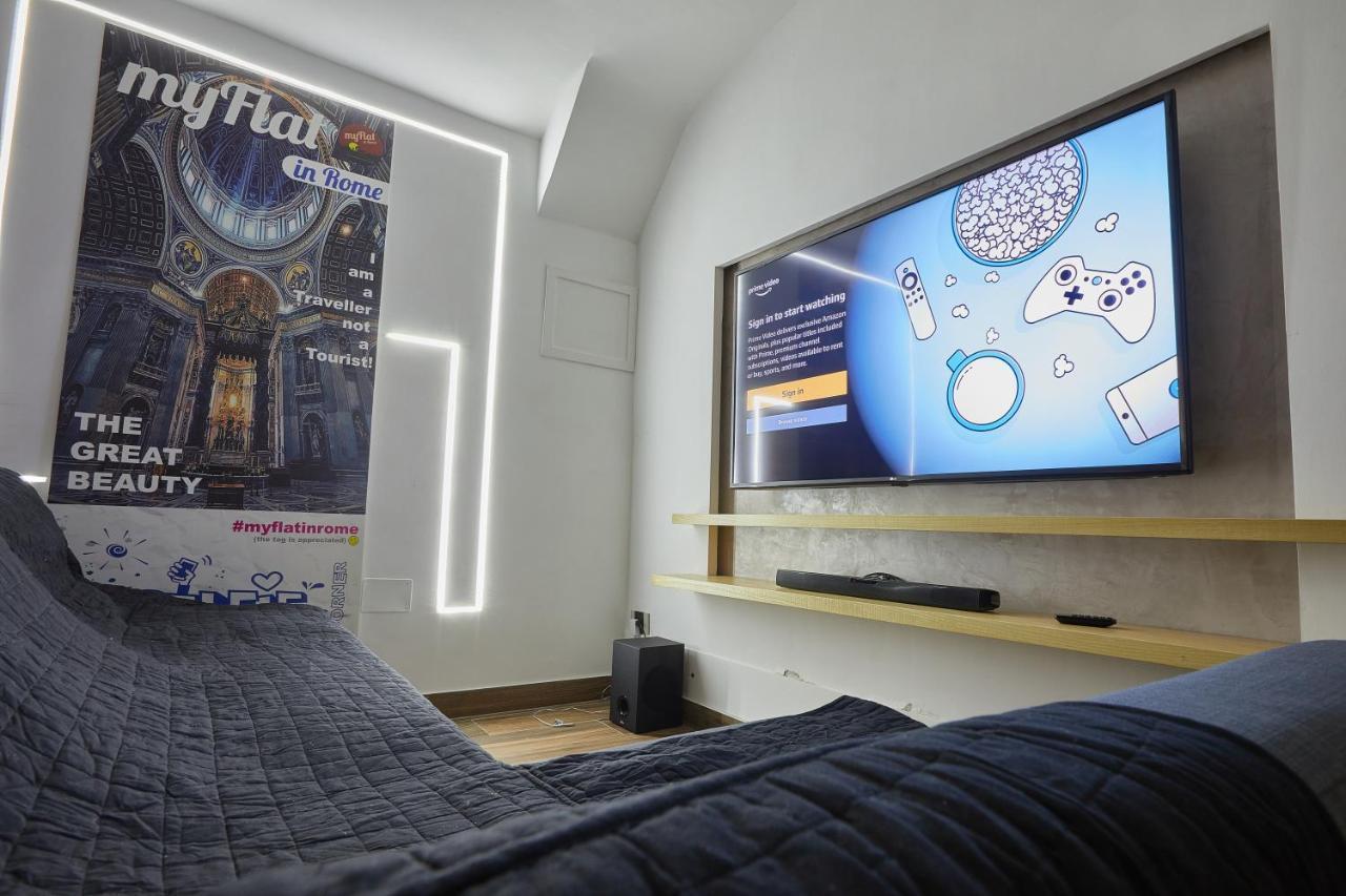 Cozy And Funny Apartment In Front Of Vatican Museums - Myflat In Рим Екстериор снимка